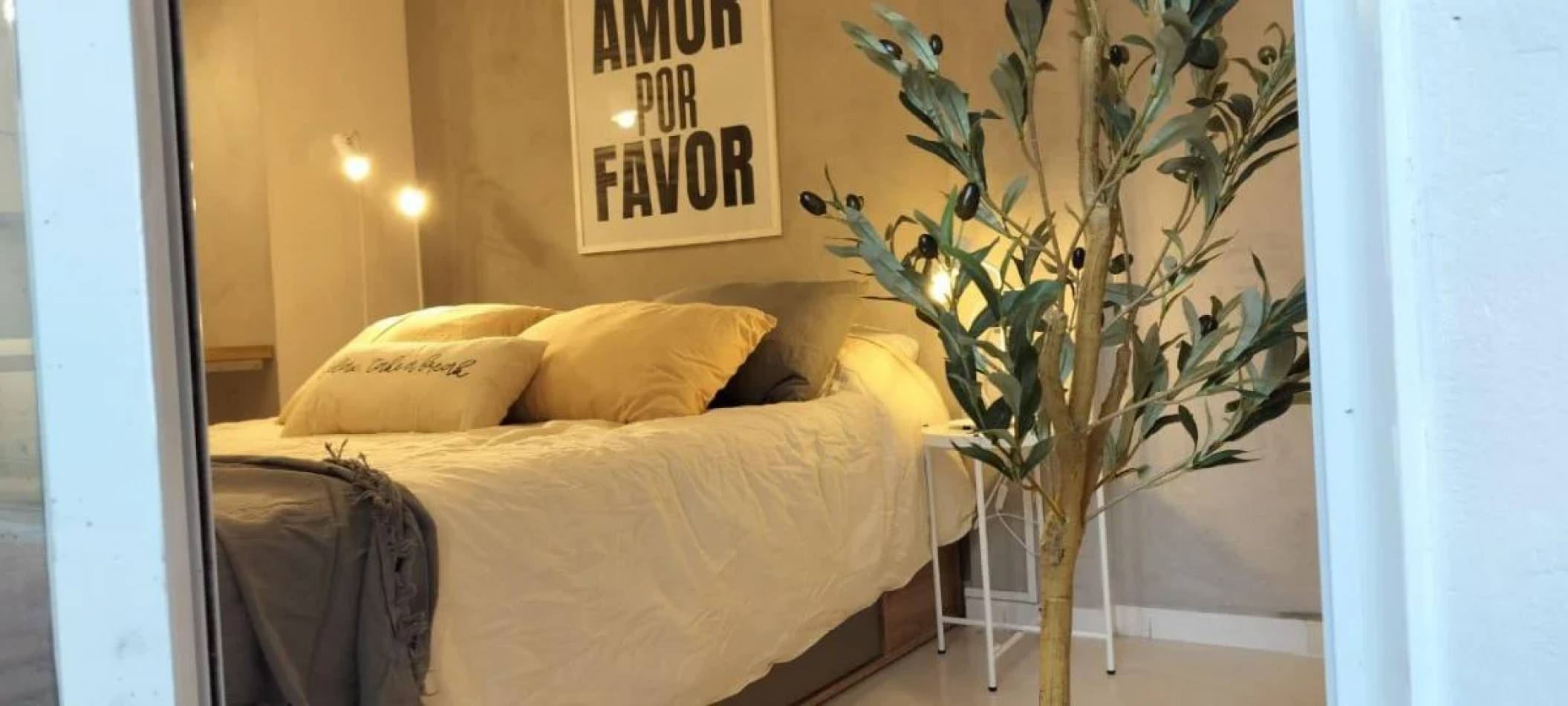 Monoambiente Amoblado con Terraza Privada en Pleno Centro de Tandil - A Estrenar