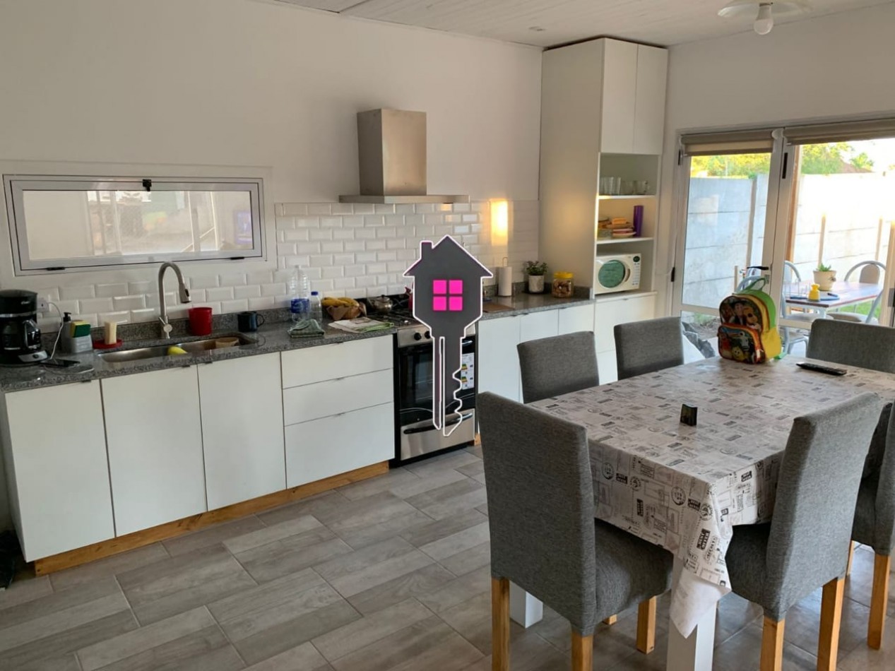 Casa a la VENTA ZONA LA RURAL