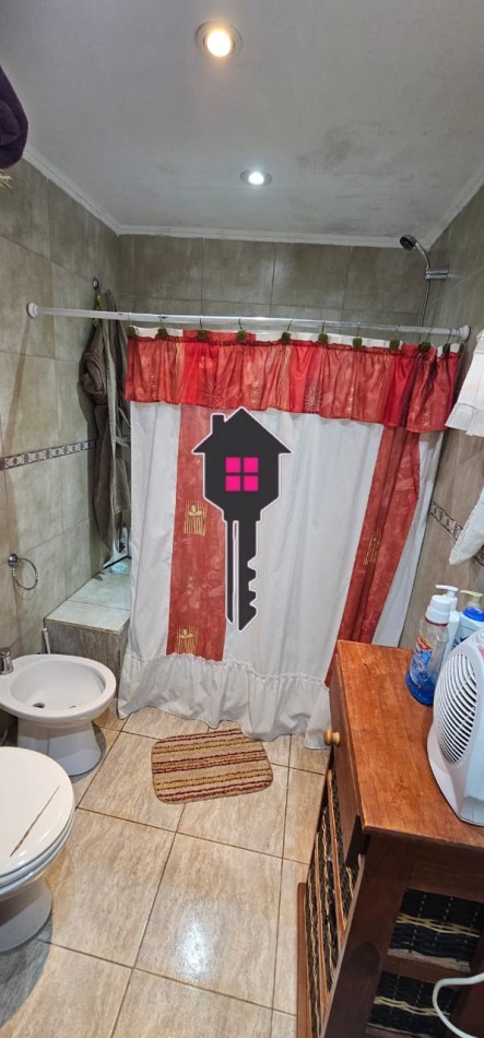 VENTA CASA EN GARDEY CON GALPON 