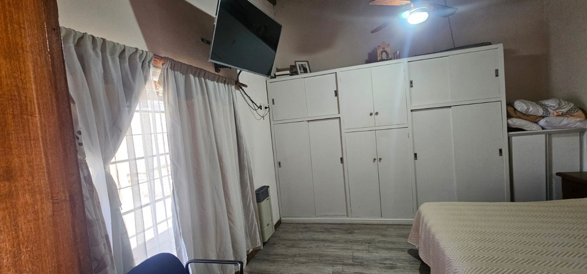 VENTA CASA DE 2 DORMITORIOS, QUINCHO CON PILETA, GALPON 