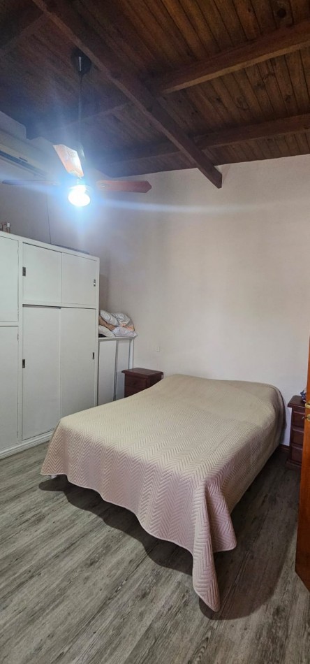 VENTA CASA DE 2 DORMITORIOS, QUINCHO CON PILETA, GALPON 
