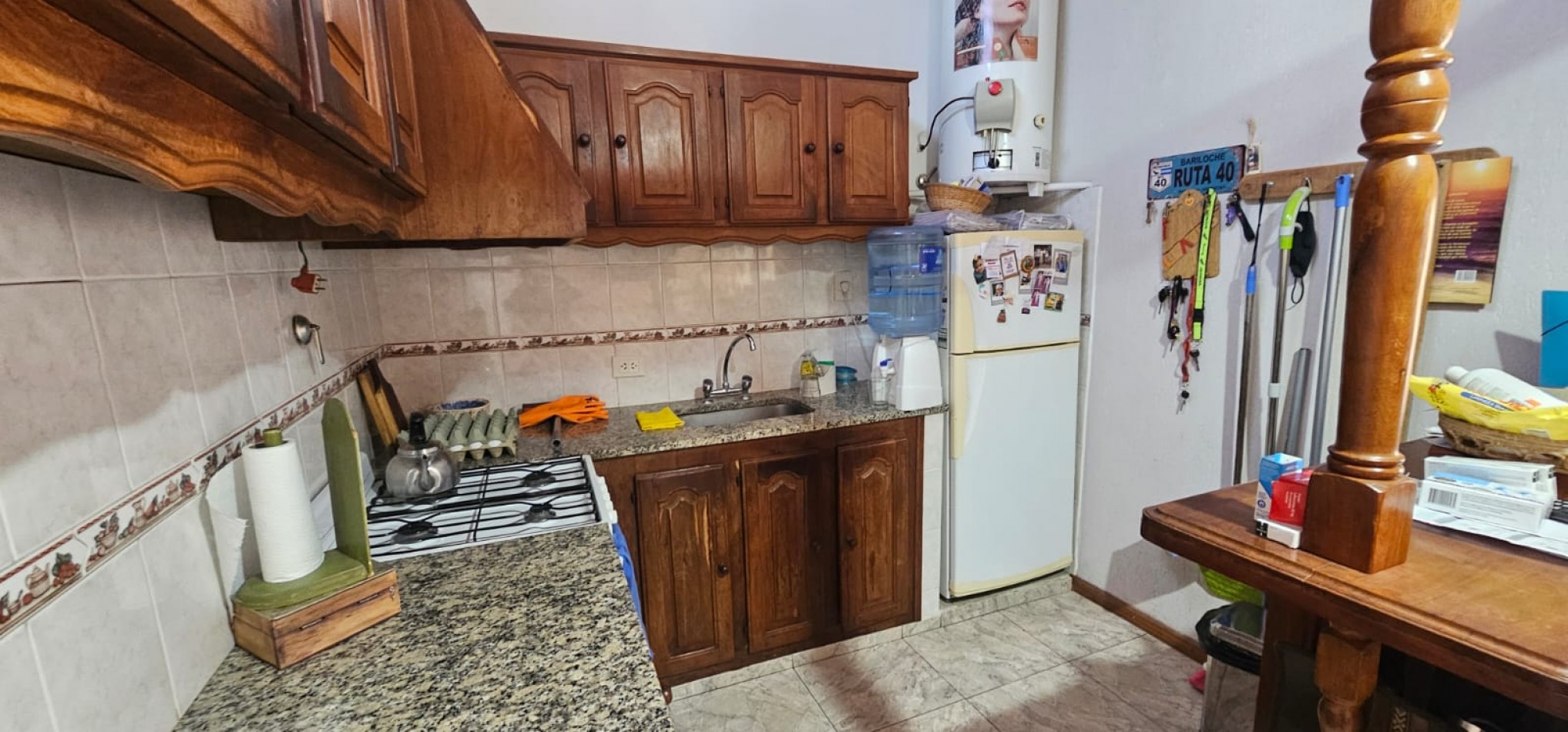 VENTA CASA DE 2 DORMITORIOS, QUINCHO CON PILETA, GALPON 