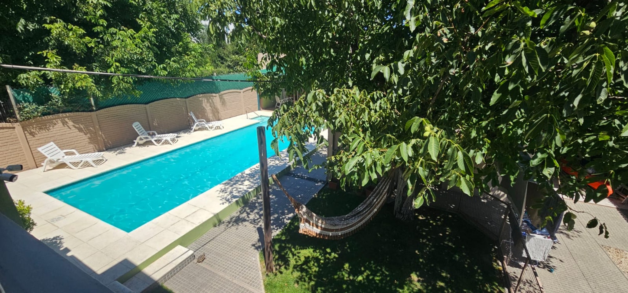 VENTA CASA DE 2 DORMITORIOS, QUINCHO CON PILETA, GALPON 