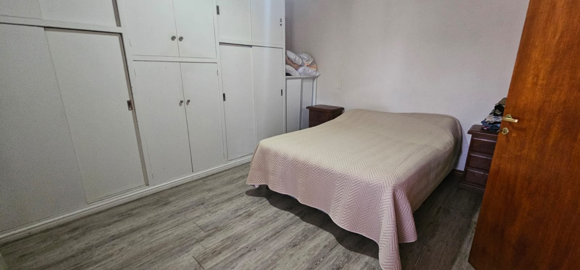 VENTA CASA DE 2 DORMITORIOS, QUINCHO CON PILETA, GALPON 