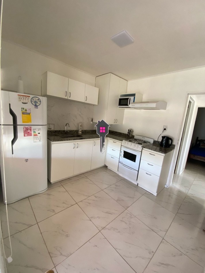 VENTA CASA QUINTA SOBRE LOTE DE 12X50