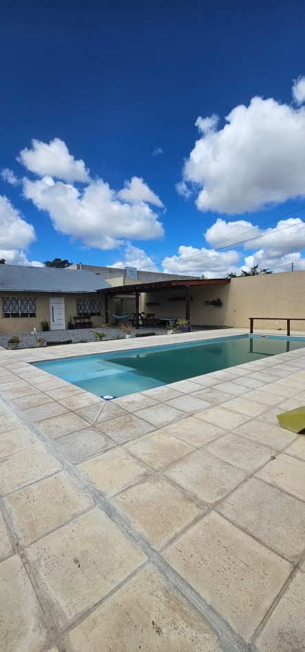 VENTA CASA QUINTA SOBRE LOTE DE 12X50