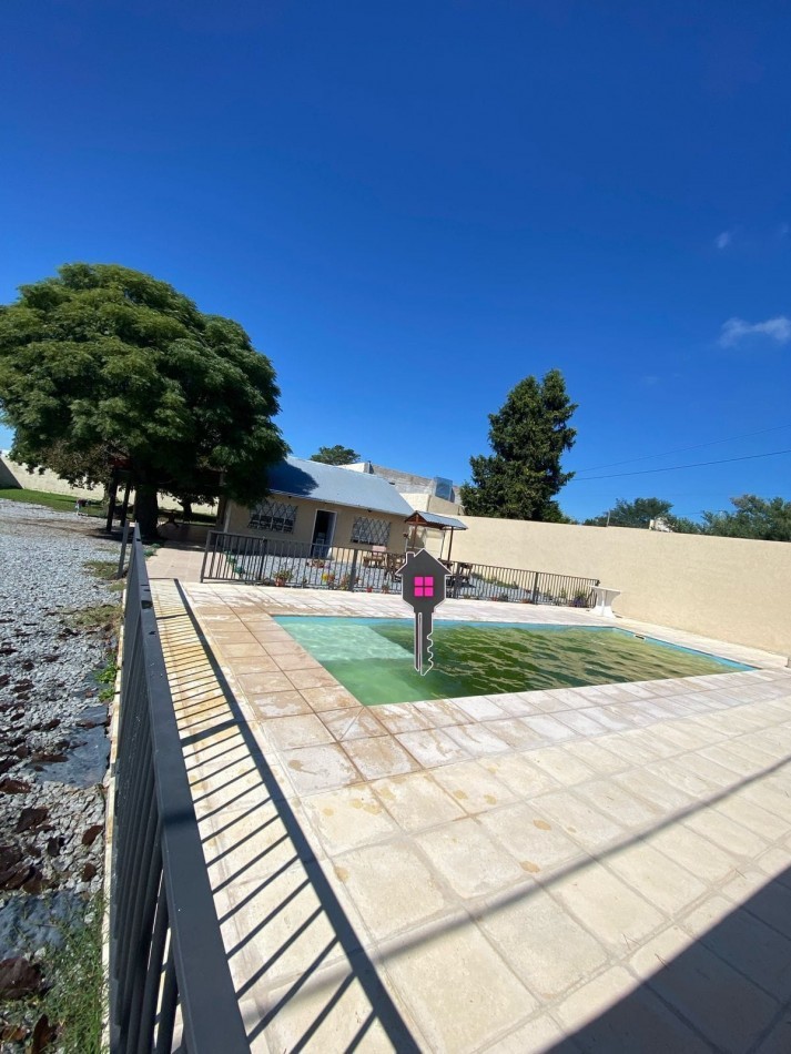 VENTA CASA QUINTA SOBRE LOTE DE 12X50