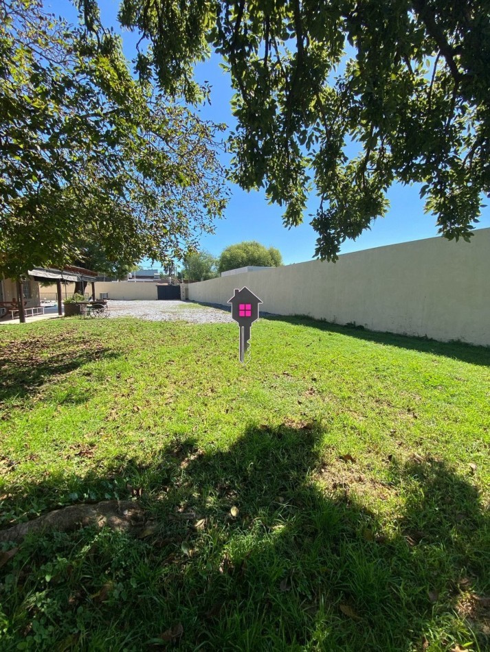 VENTA CASA QUINTA SOBRE LOTE DE 12X50