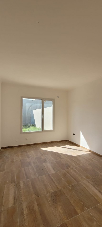 VENTA CASA A ESTRENAR, 2 DORMITORIOS ZONA HIPODROMO