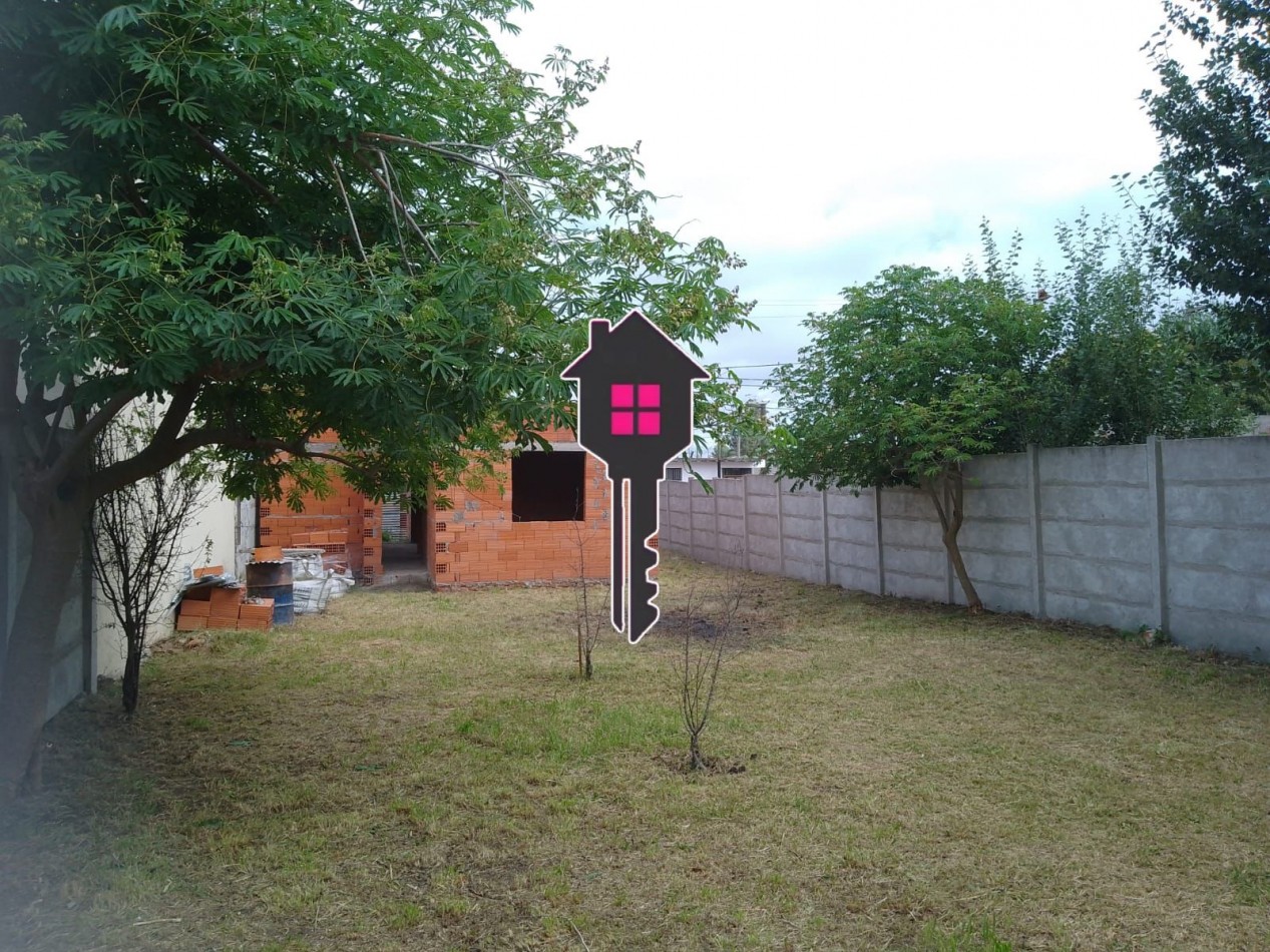 Lote en venta con construccion - Gran oportunidad