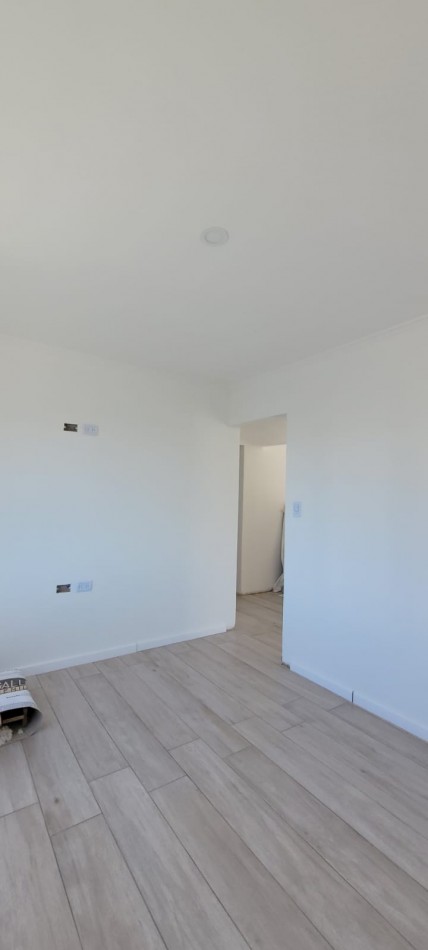 VENTA CASA A TERMINAR 3 DORMITORIOS UNO EN SUITE