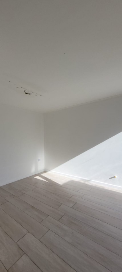 VENTA CASA A TERMINAR 3 DORMITORIOS UNO EN SUITE