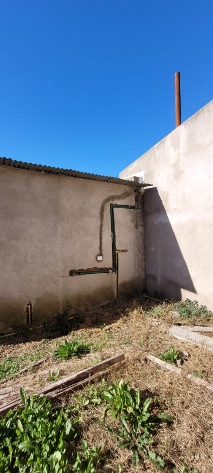 VENTA CASA A TERMINAR 3 DORMITORIOS UNO EN SUITE