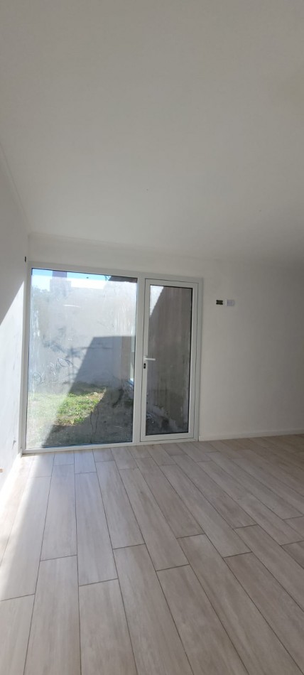 VENTA CASA A TERMINAR 3 DORMITORIOS UNO EN SUITE