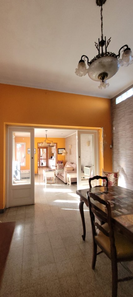 VENTA CASA 3 DORMITORIOS SOBRE LOTE DE 487 MTS