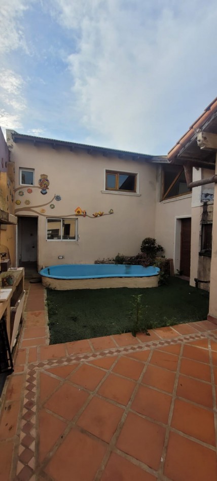 ALQUILER CASA 4 DORMITORIOS ZONA CALVARIO