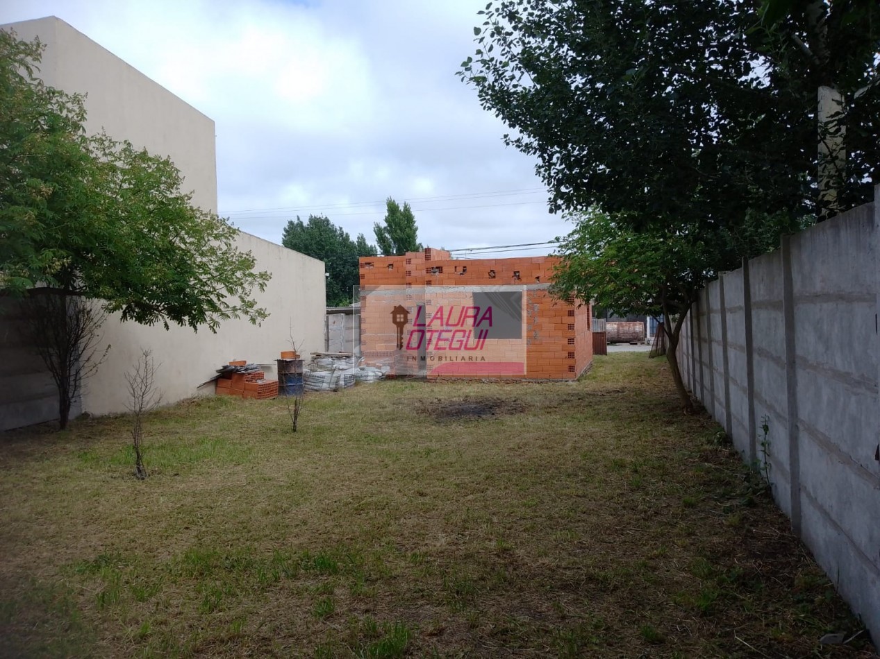 Lote en venta con construccion - Gran oportunidad