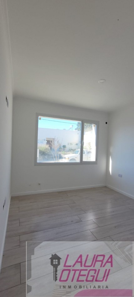 VENTA CASA A TERMINAR 3 DORMITORIOS UNO EN SUITE