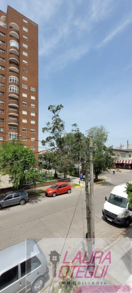VENTA OPORTUNIDAD CASA 2 LOCALES Y TERRAZA 