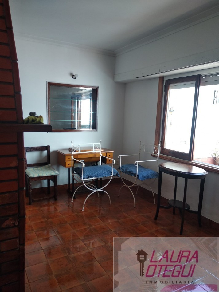 VENTA OPORTUNIDAD CASA 2 LOCALES Y TERRAZA 