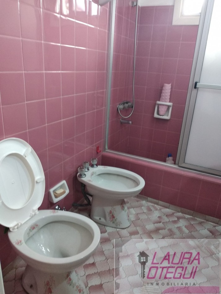 VENTA OPORTUNIDAD CASA 2 LOCALES Y TERRAZA 