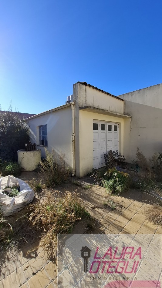 VENTA - Casa de 3 Dormitorios (1 en Suite) con Garaje y Amplio Espacio Multifuncion