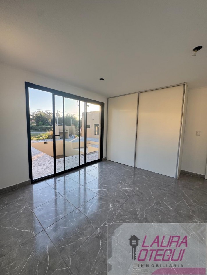 VENTA CASA QUINTA A ESTRENAR ZONA LA ELENA
