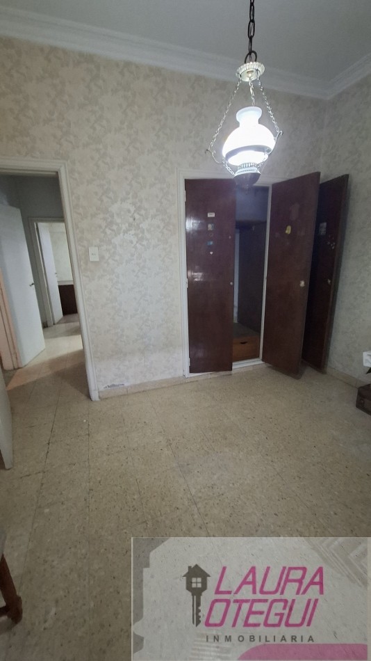 VENTA - Casa de 3 Dormitorios (1 en Suite) con Garaje y Amplio Espacio Multifuncion