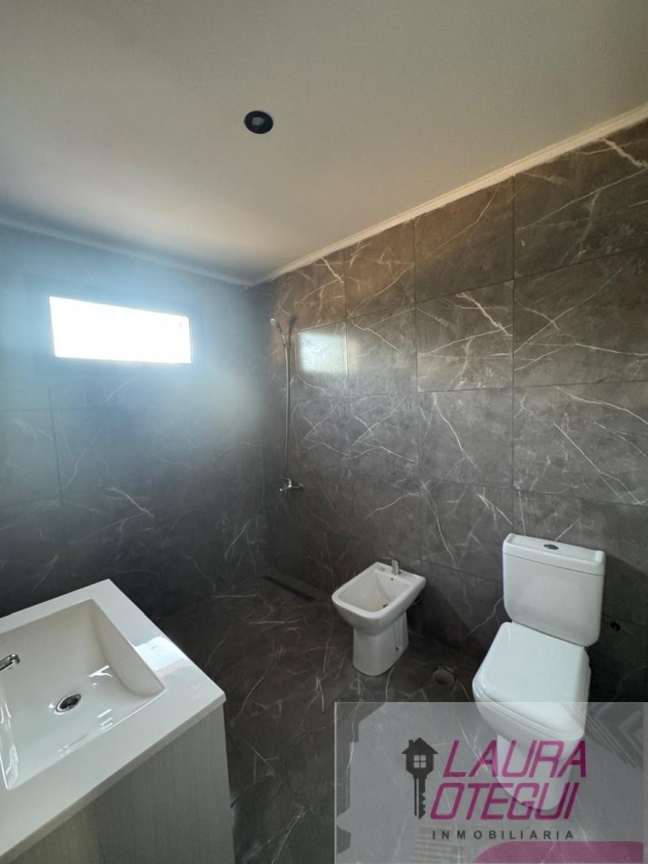 VENTA CASA QUINTA A ESTRENAR ZONA LA ELENA