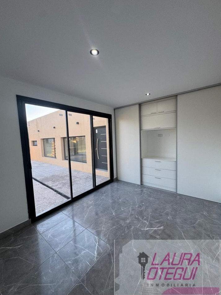 VENTA CASA QUINTA A ESTRENAR ZONA LA ELENA