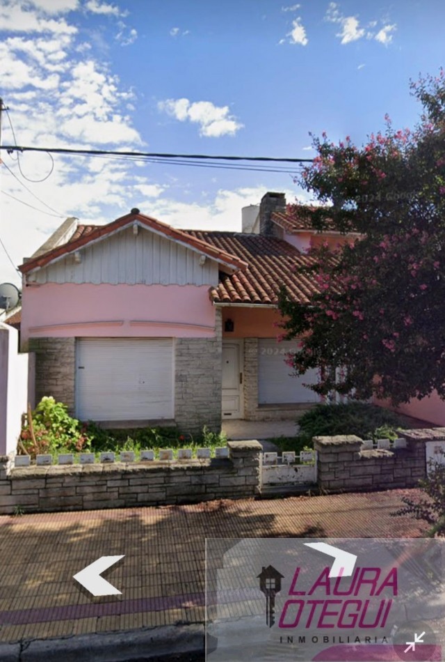 VENTA - Casa de 3 Dormitorios (1 en Suite) con Garaje y Amplio Espacio Multifuncion