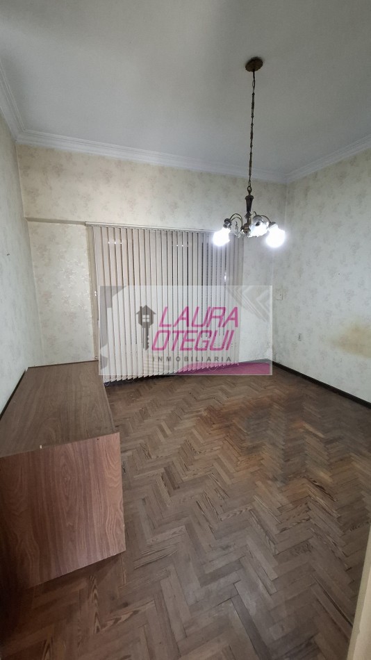 VENTA - Casa de 3 Dormitorios (1 en Suite) con Garaje y Amplio Espacio Multifuncion