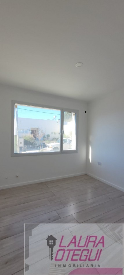 VENTA CASA A TERMINAR 3 DORMITORIOS UNO EN SUITE