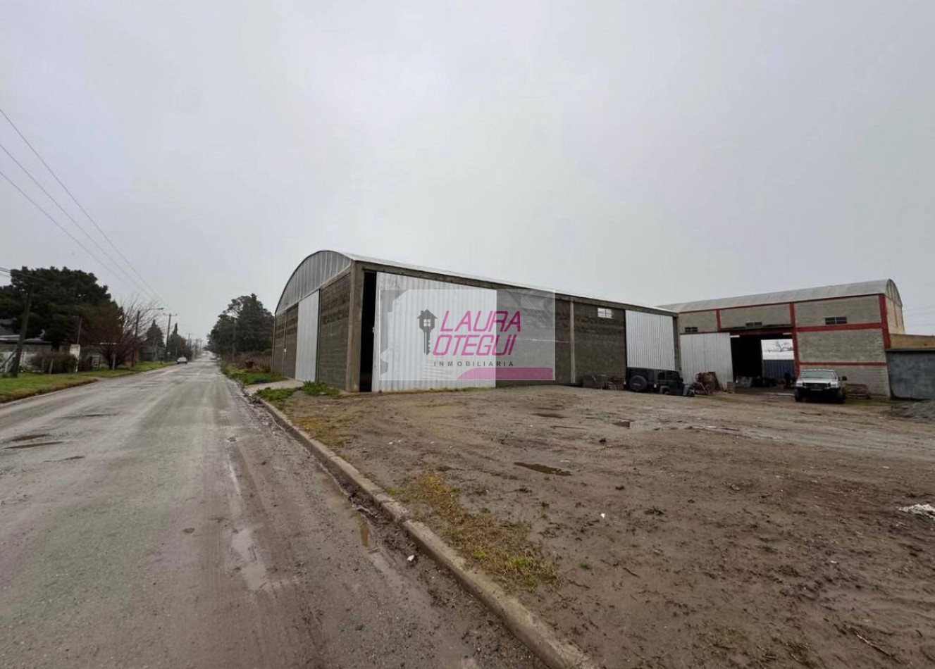 venta complejo industrial galpones y vivienda