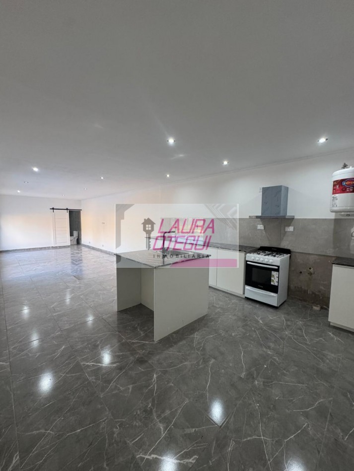 VENTA CASA QUINTA A ESTRENAR ZONA LA ELENA