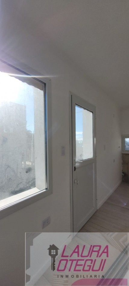 VENTA CASA A TERMINAR 3 DORMITORIOS UNO EN SUITE