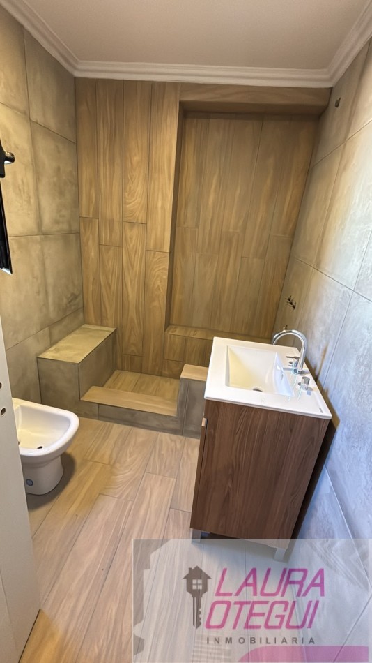 VENTA CASA 3 DORMITORIOS, ZONA SEMICENTRICA 