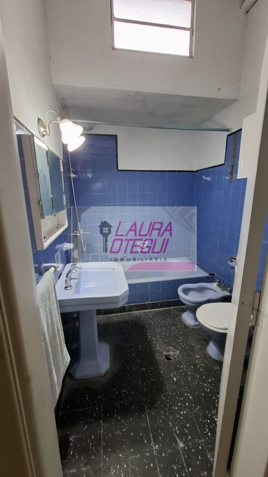 VENTA - Casa de 3 Dormitorios (1 en Suite) con Garaje y Amplio Espacio Multifuncion