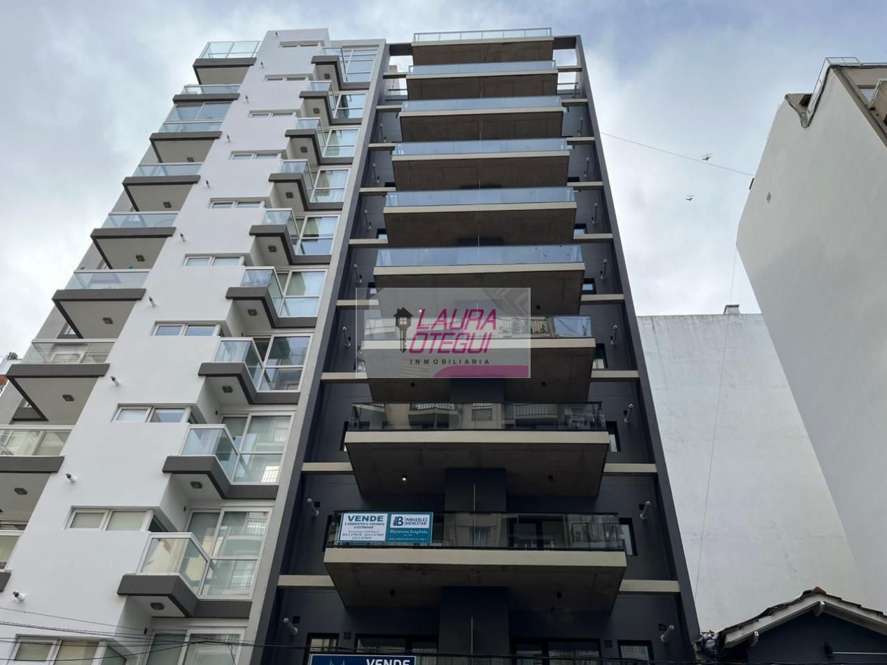 2 ambientes a estrenar con balcon y cochera en Guemes