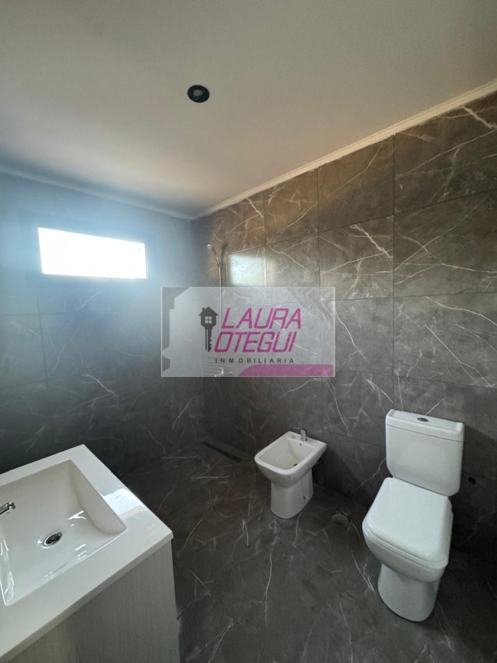 VENTA CASA QUINTA A ESTRENAR ZONA LA ELENA