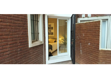 Monoambiente Amoblado con Terraza Privada en Pleno Centro de Tandil - A Estrenar