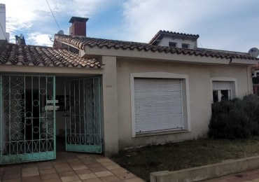 ALQUILER CASA 4 DORMITORIOS ZONA CALVARIO
